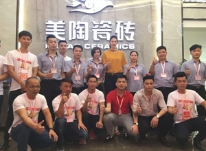 【中国女排晋江行】不得了！豆奶视频最新官网携手女排薛明见证旗舰级大店诞生！